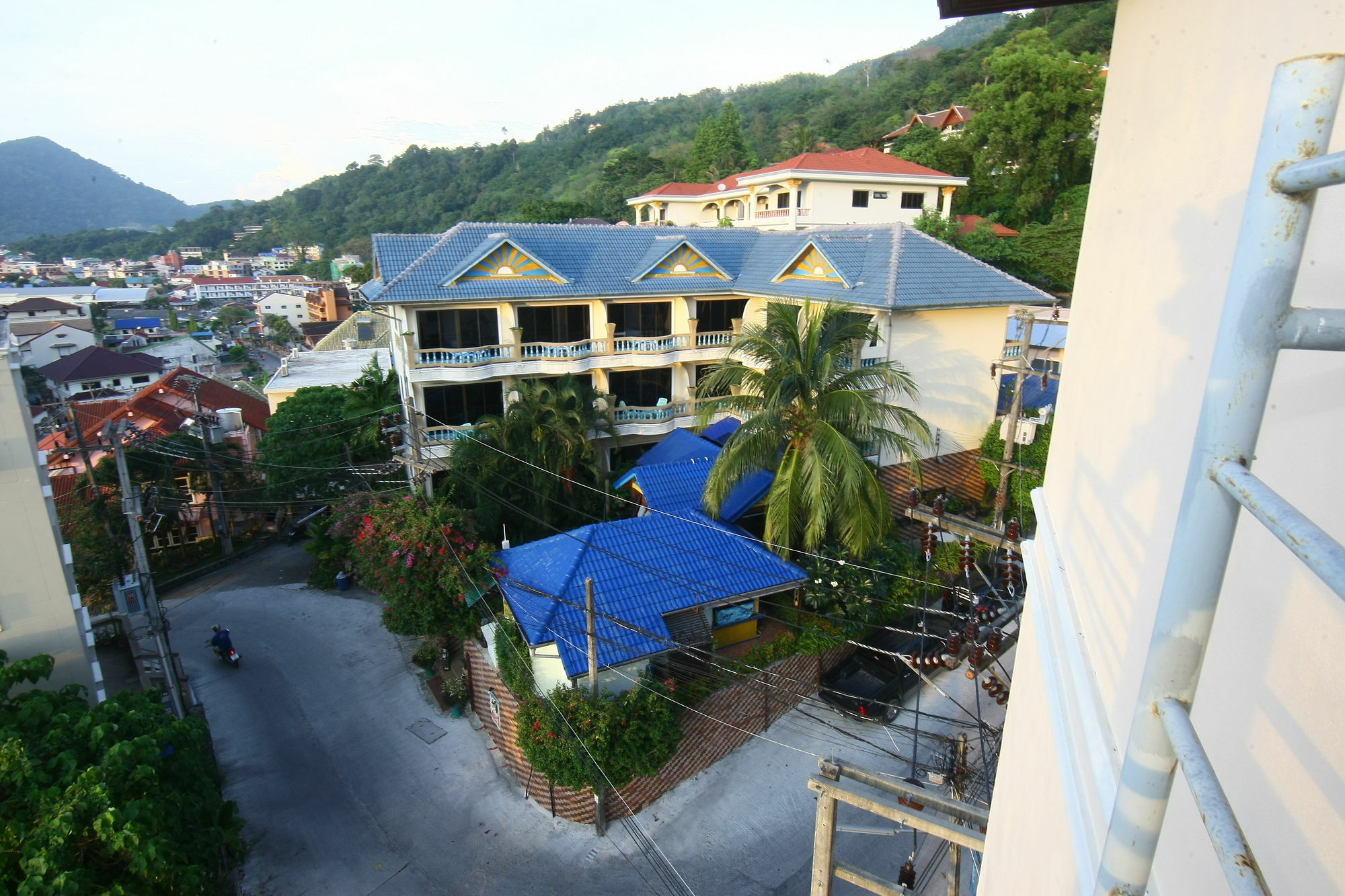 Patong Sunbeach Mansion Exteriér fotografie